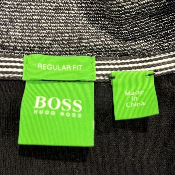 Hugo Boss Mens full zipped performance Jacket size Large. - Picture 5 of 8